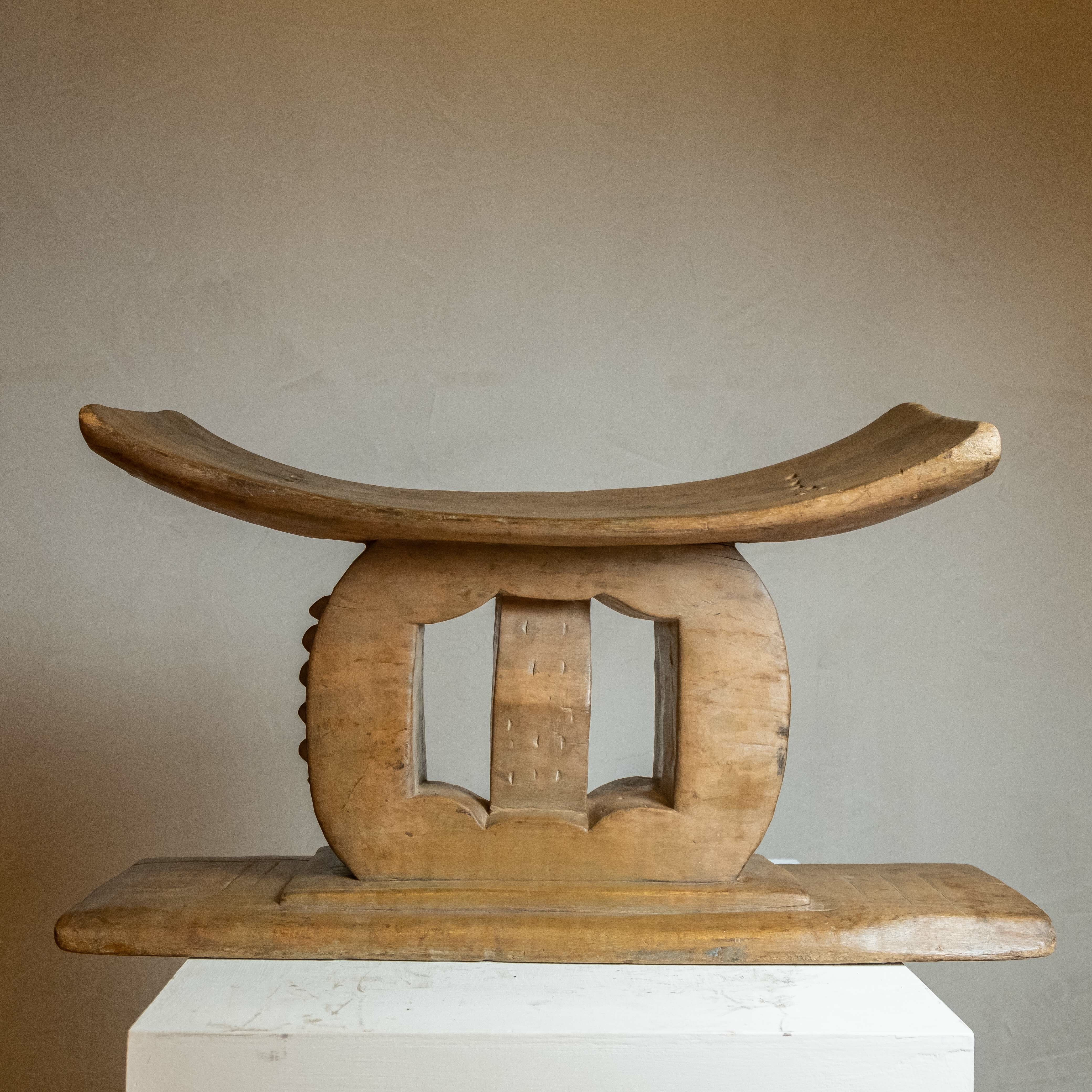 阿散蒂族木凳｜迦納