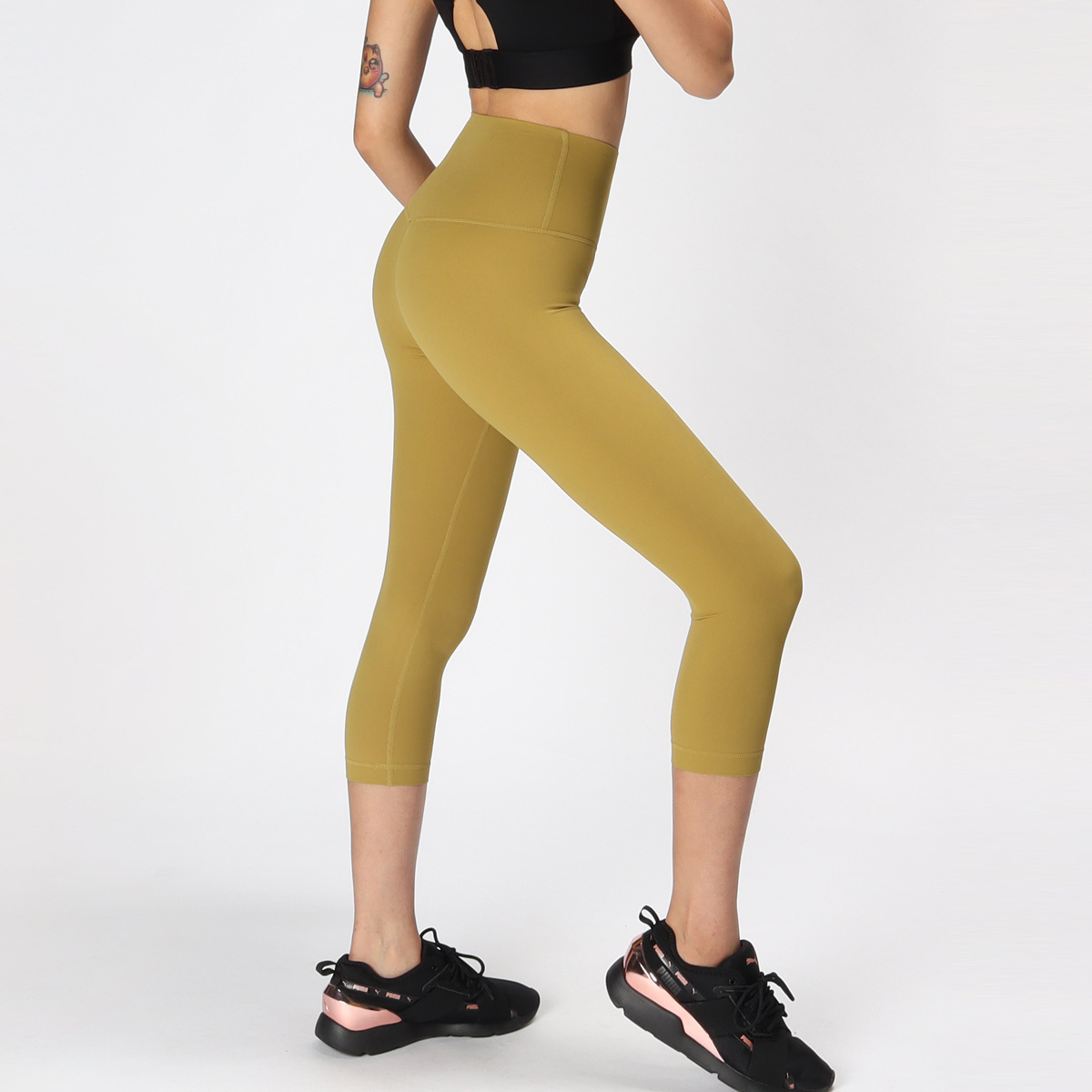 機能褲,壓力褲,運動褲,運動緊身褲,瑜珈褲,壓縮褲,縮口褲,小腳褲,運動短褲,跑步短褲,防曝光短褲,假兩件短褲,真理褲