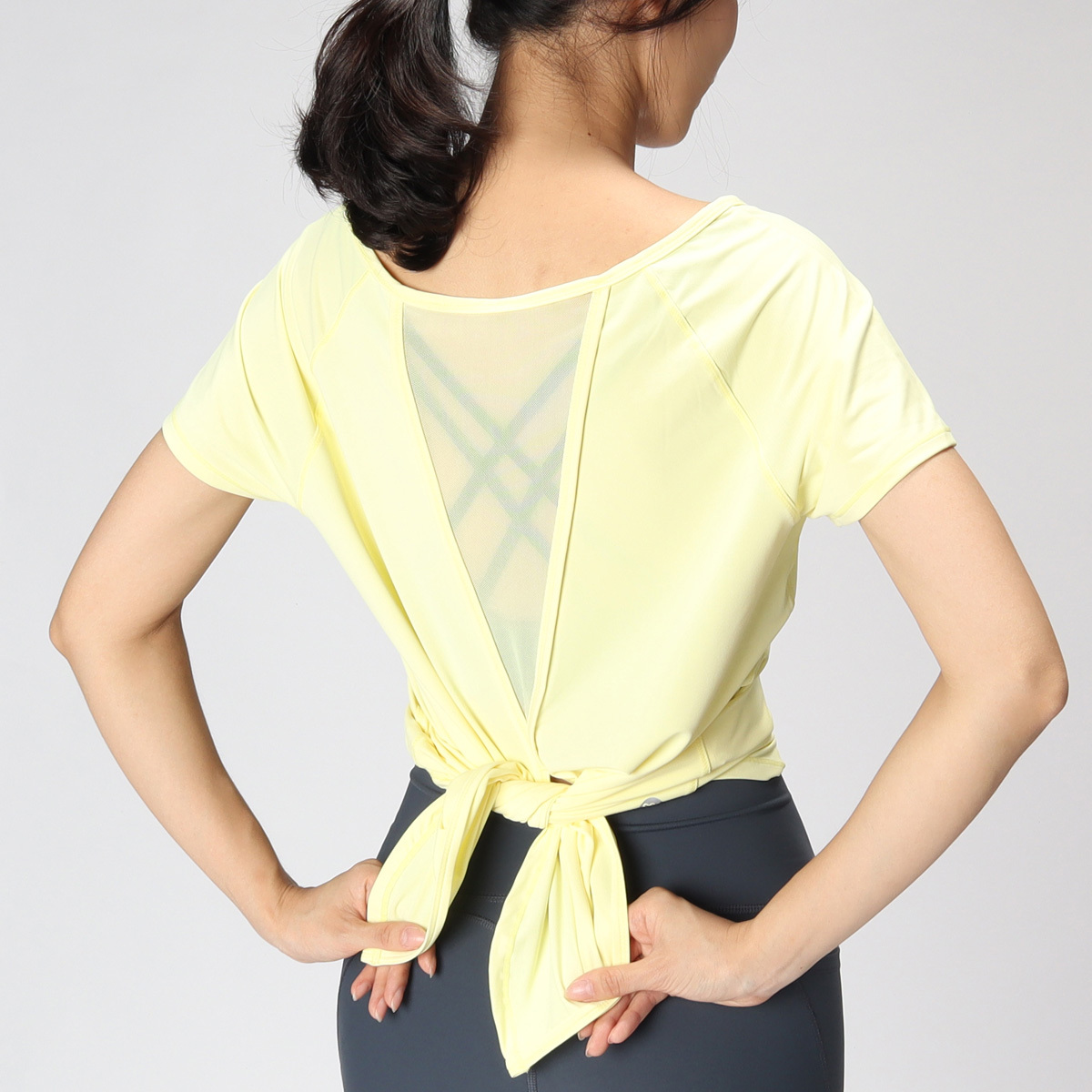 運動短袖,速乾短袖,機能短袖,跑步短,罩衫,跑步上衣,運動上衣,瑜珈罩衫,運動背心,跑步背心,速乾背心,機能背心