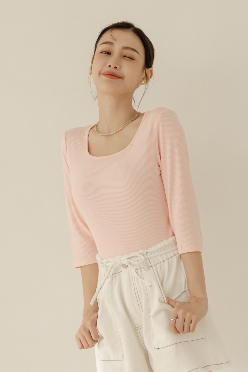 【官網限定】多色方領七分袖坑條上衣