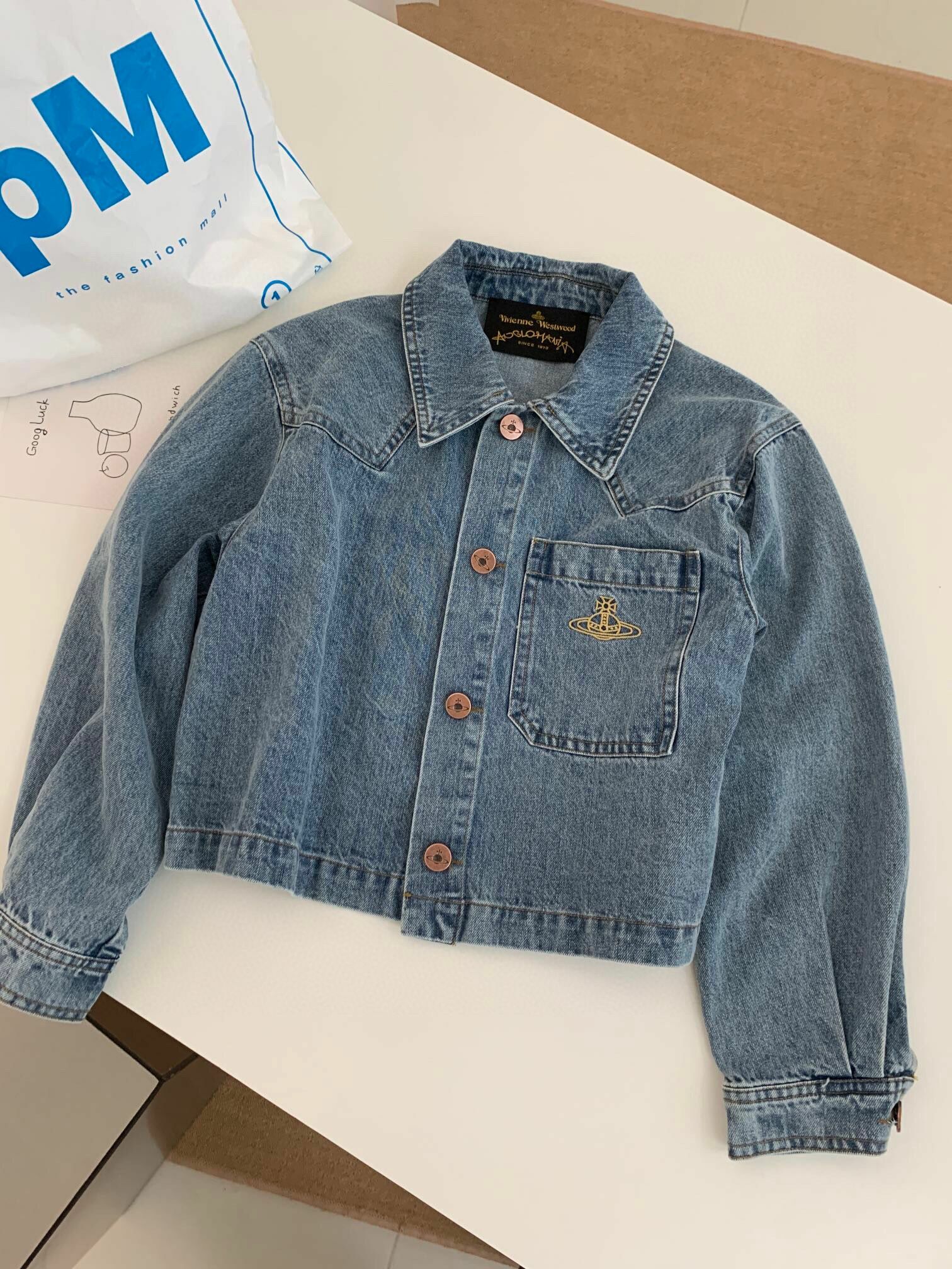 Vivienne Westwood 土星🪐星球刺繡淺藍色水洗牛仔短外套