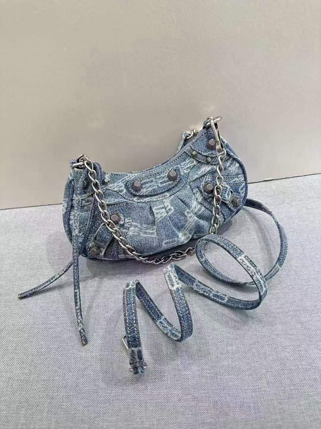 Balenciaga 牛仔包 -M