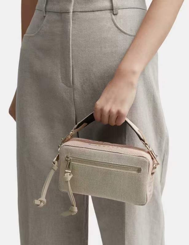 Chloe woody 盒子包 -M