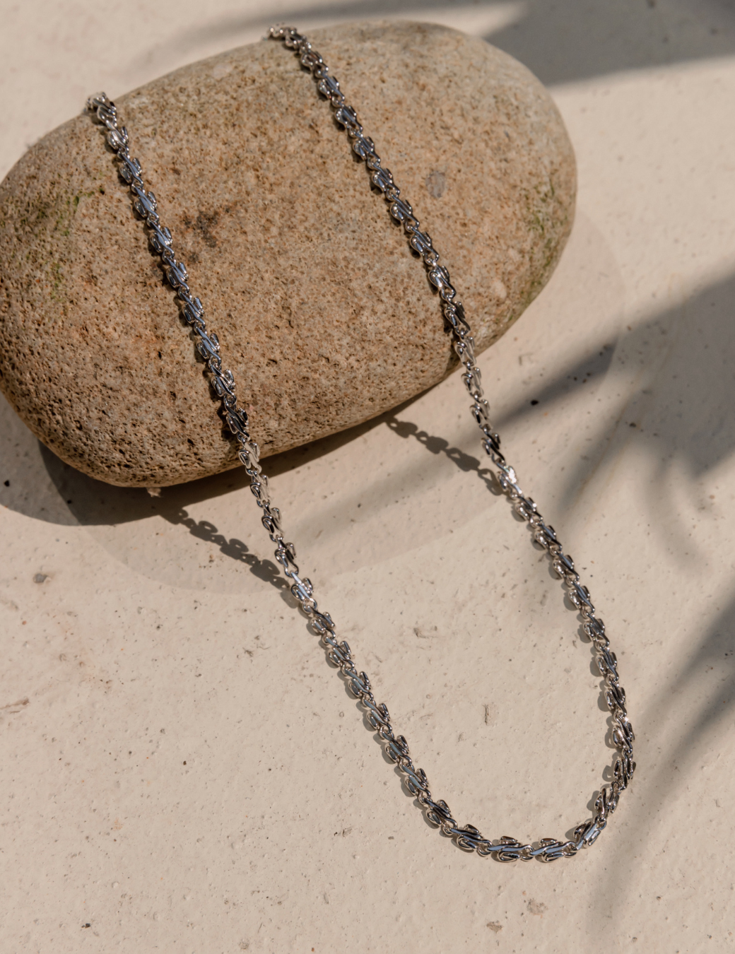 復古感編織造型項鏈（銀色）