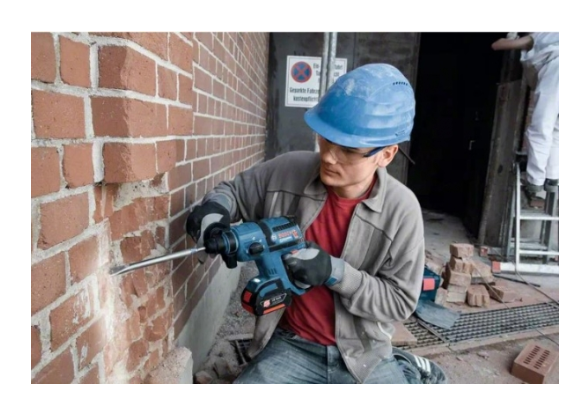 "BOSCH"(18V鋰電)充電式三用左右電子速四坑油壓錘鑽