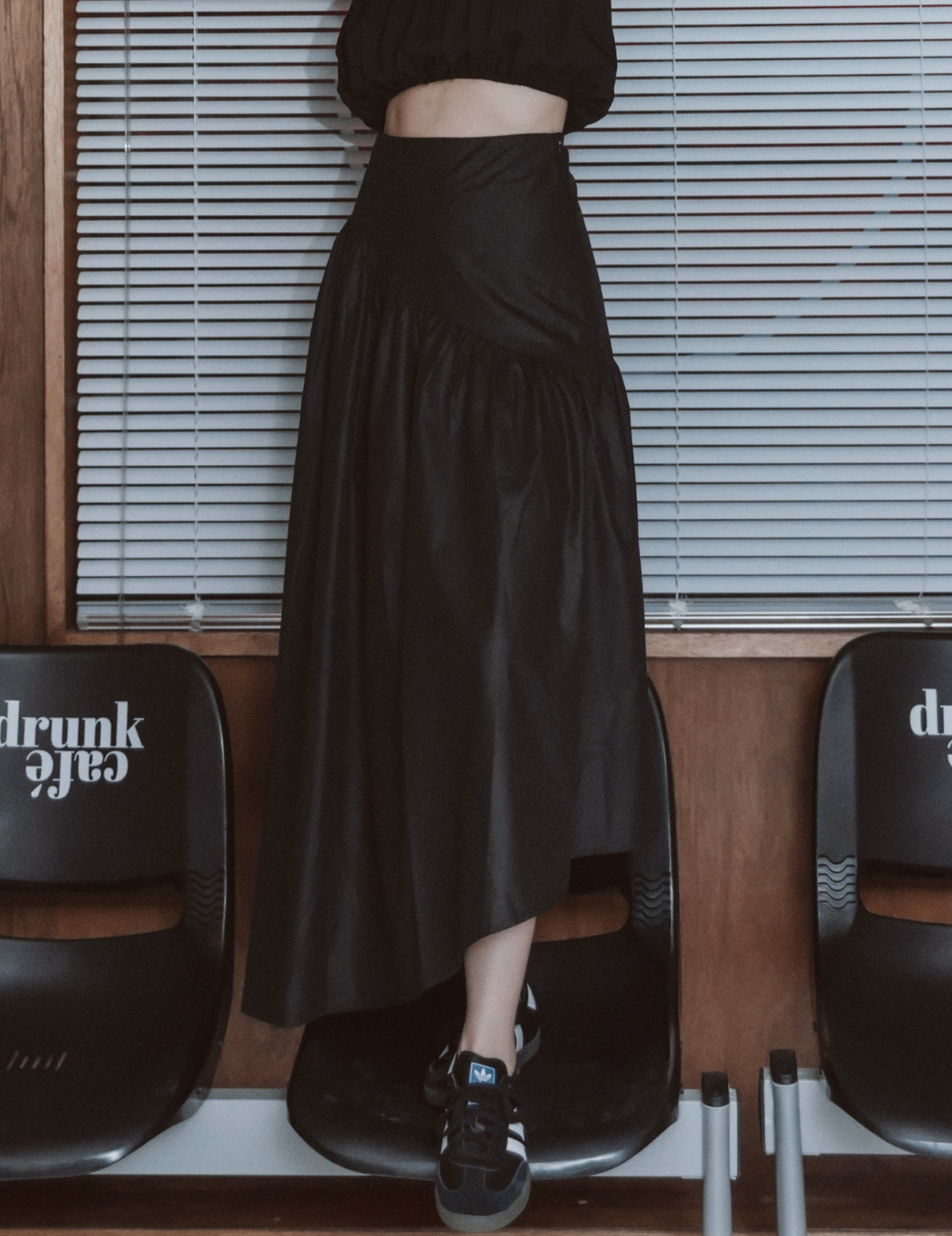 不規則設計長裙（黑色/4尺寸）