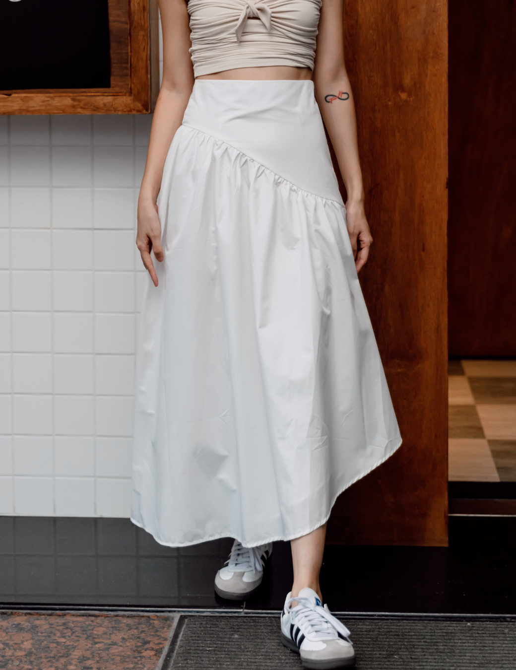 不規則設計長裙（白色/4尺寸）