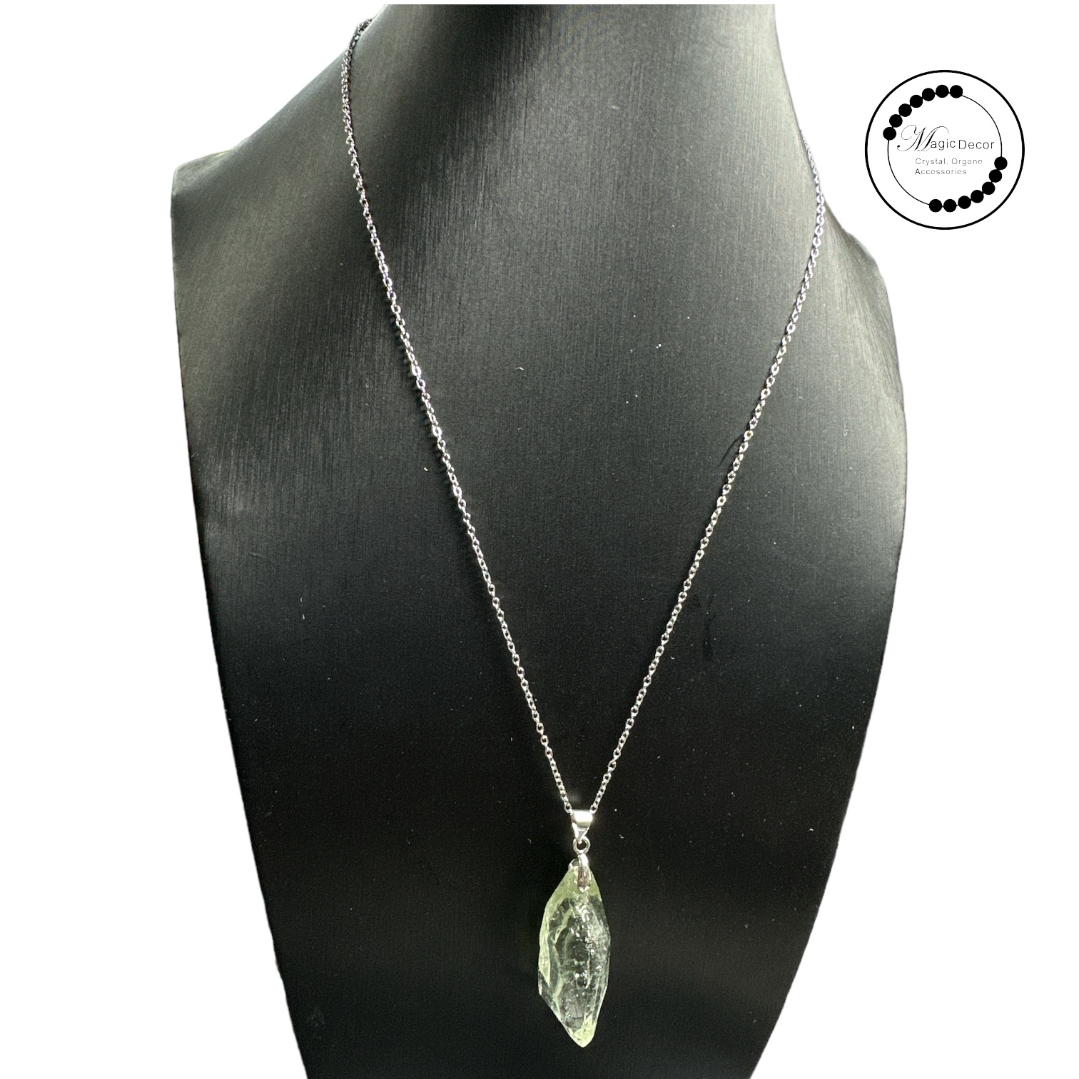 250822 - B1 綠水晶阿賽原石吊咀 + 送 鈦鋼鏈（隨機尺寸不設挑選）