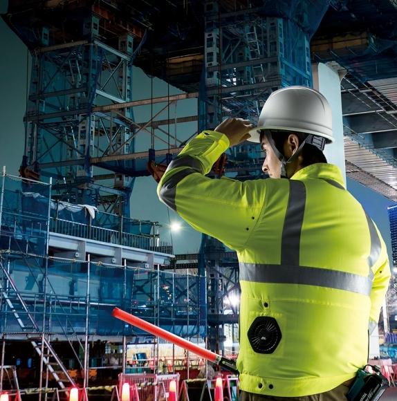 "MAKITA"牧田牌 充電式雙風扇外套