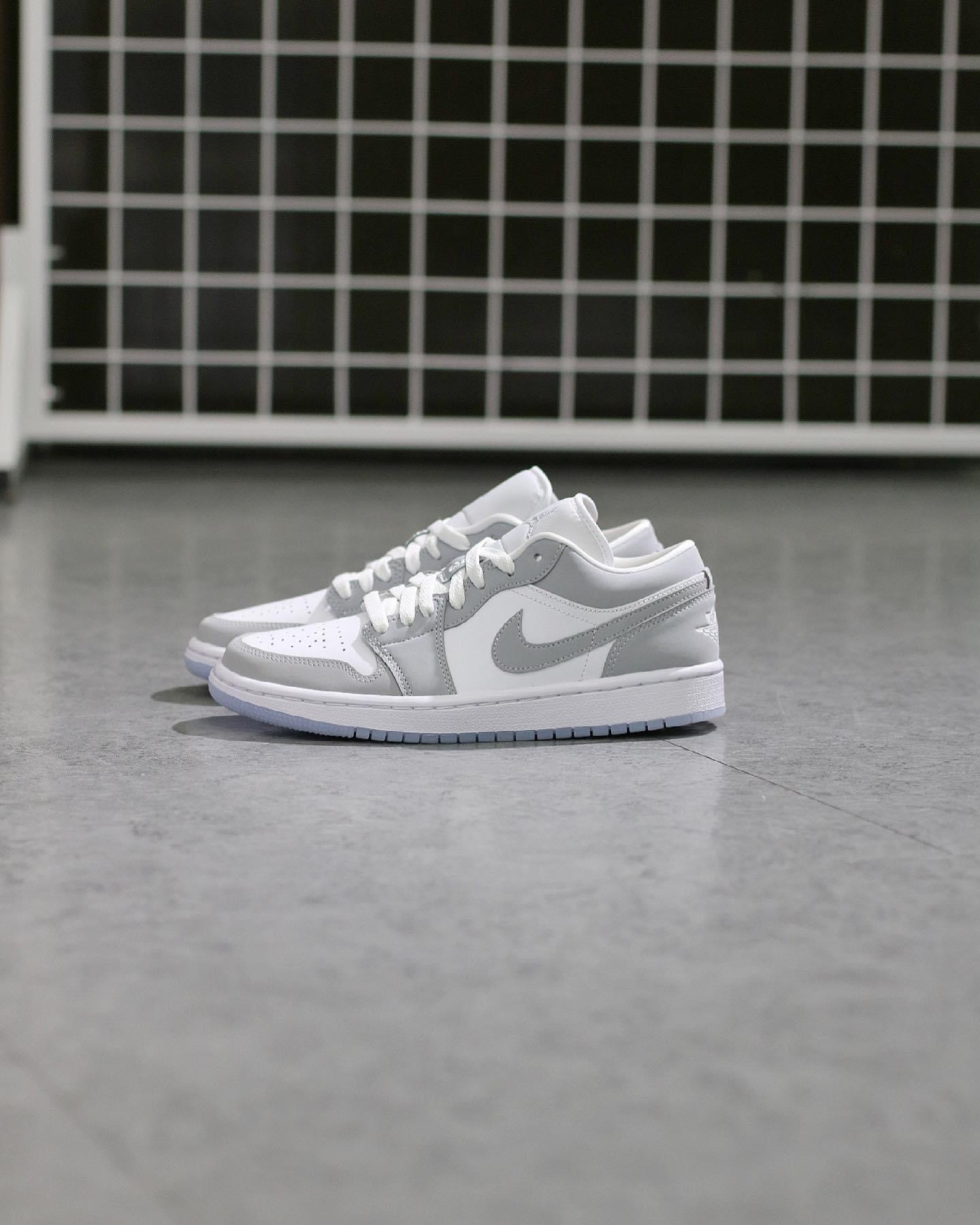 NIKE  Air Jordan 1 Low Wolf Grey （小DIOR） DC0774-105