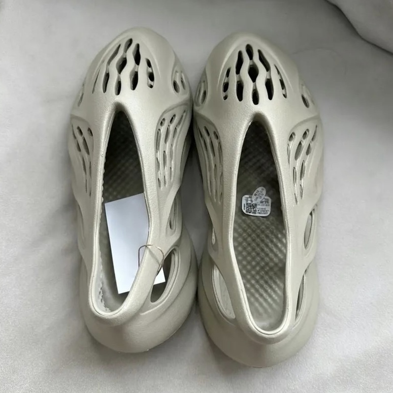 Adidas Yeezy Foam Runner Stone Salt 沙棕GV6840