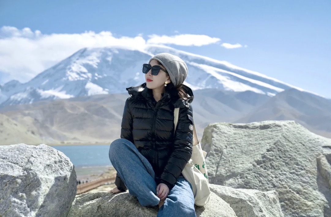 Moncler黑色BADY  -T