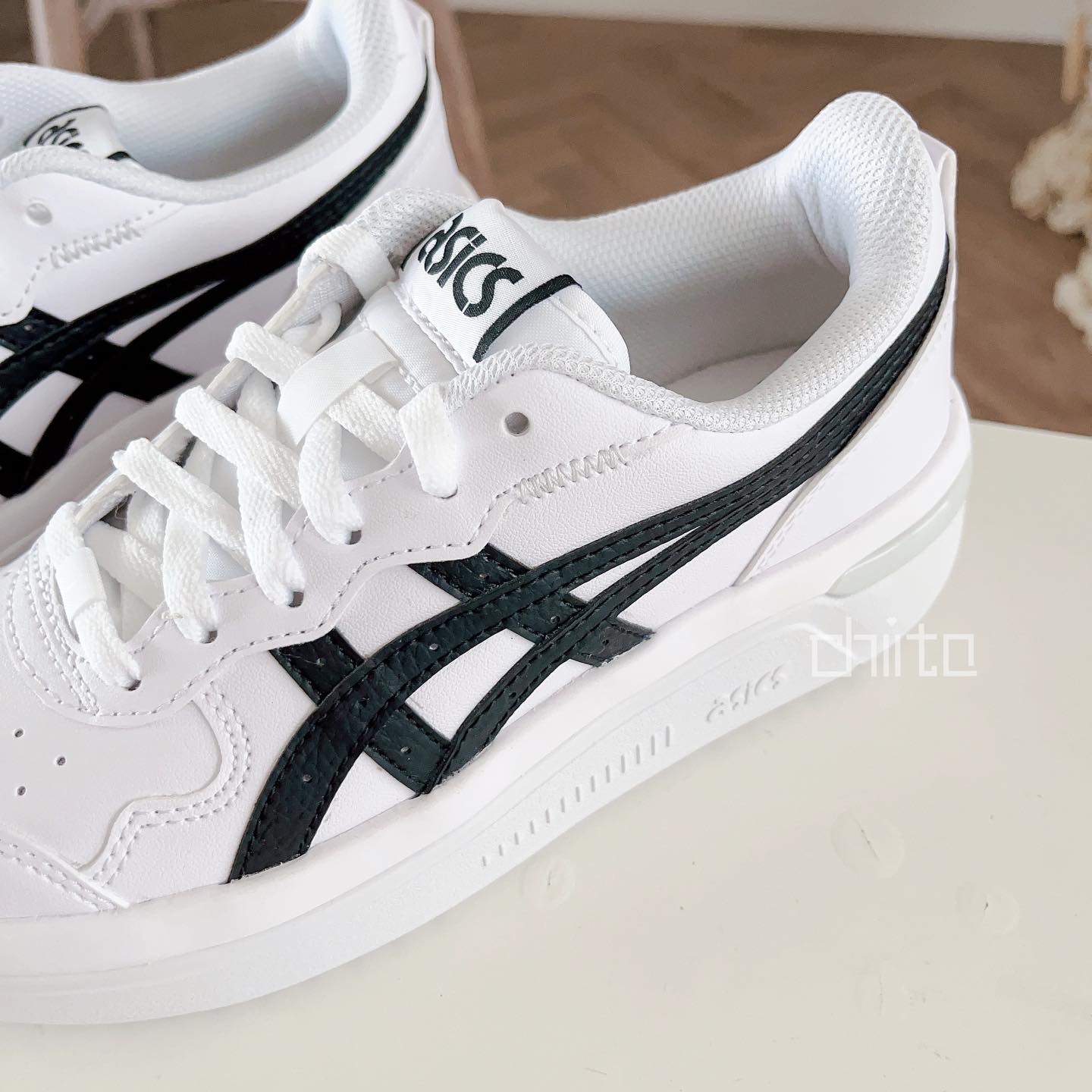 しろs chichiito 日本Asics JAPAN S ST BLK 雲朵小厚底黑白1203a289-103