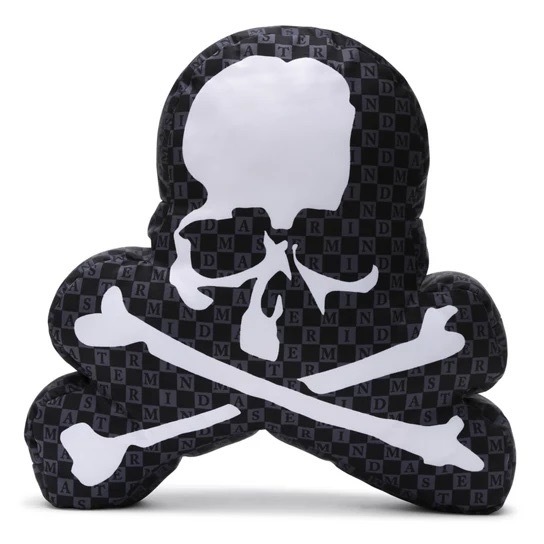VAULT BY VANS X MASTERMIND WORLD PILLOW [不參與額外折扣]