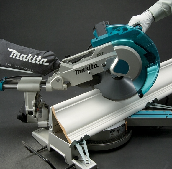 "MAKITA"牧田牌 斜斷鋸(滑動式介鋁機)305mm