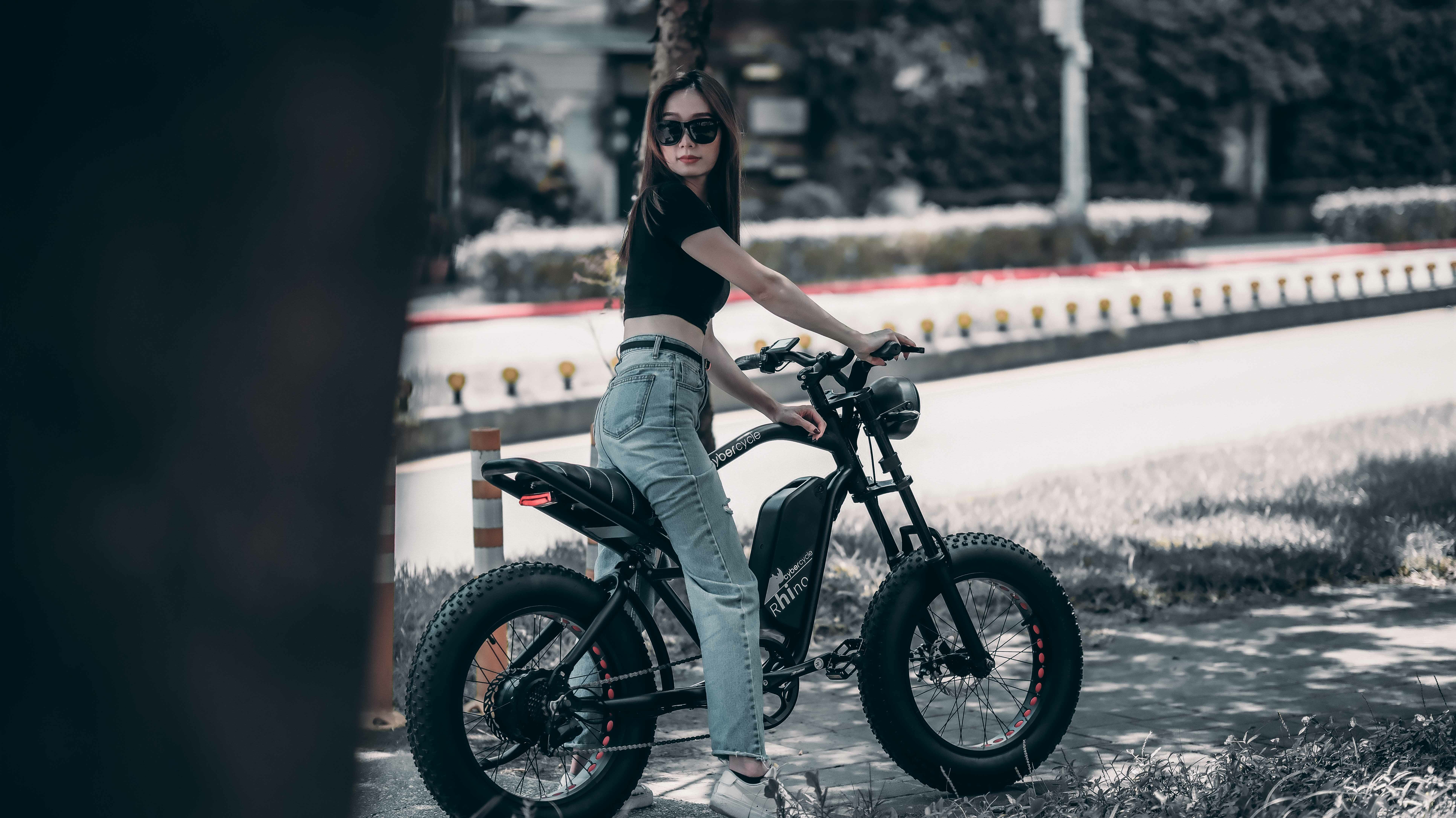 CYBERCYCLE RHINO 犀牛 電動輔助自行車/胖胎車