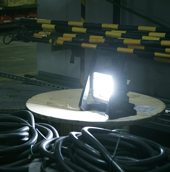 "MAKITA"牧田牌 充電式LED工作燈(鋰18V/14.4V/220V)