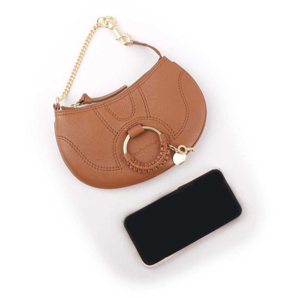 【SEE BY CHLOE】HANA 山羊皮勾釦手提包(棕色) CHS23APB23305242