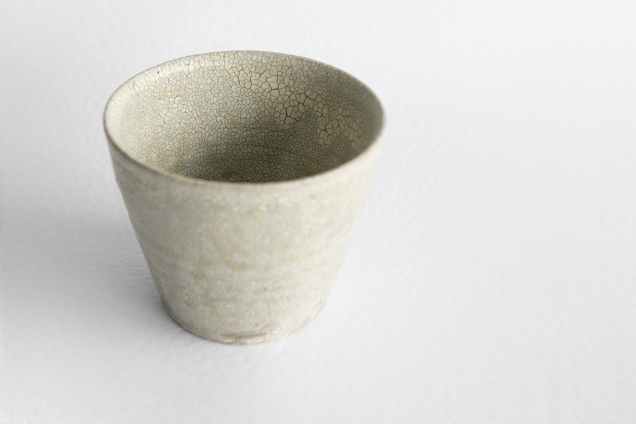 尾形篤 - 白冰裂紋豬口