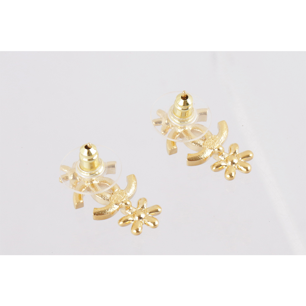 【CHANEL】CC Logo 水晶鑲飾小花造型針式耳環(金色) ABB349 B13559 NQ117