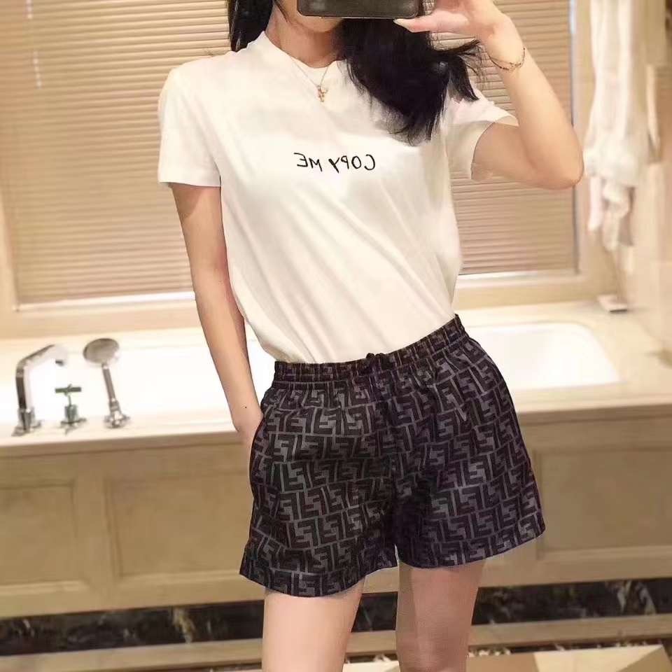 Fendi 休閒短褲 男女均可 -M