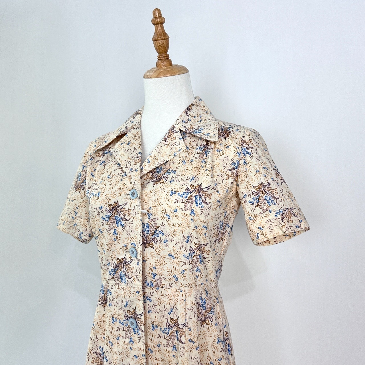 米色乾花花束圖案連身裙