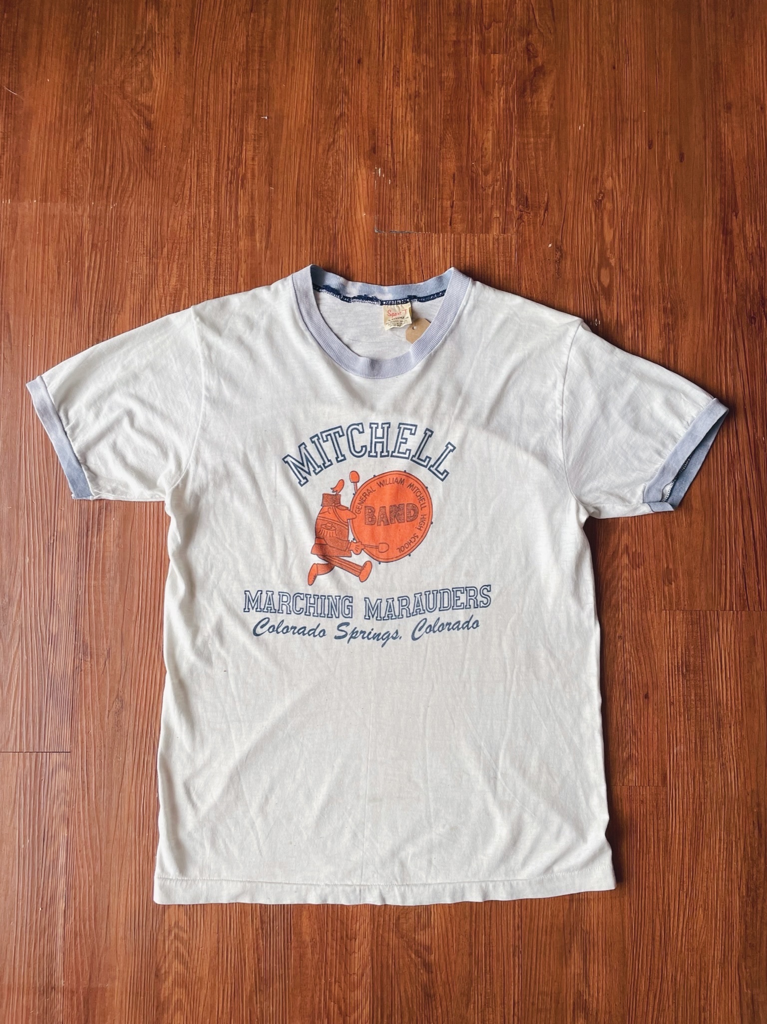 Vintage T-shirt / 古著Stedman公牛節軍樂隊滾邊短Ｔ