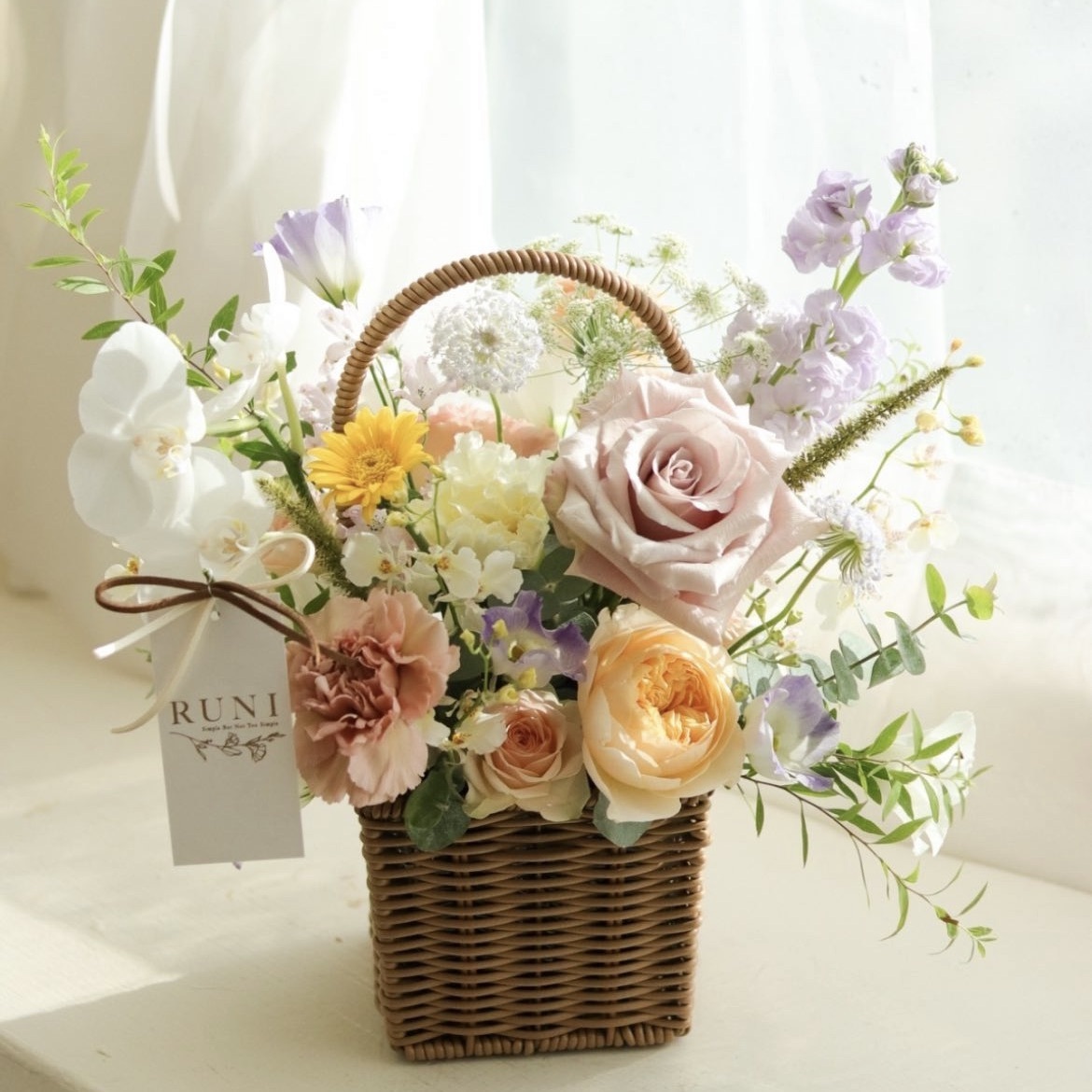 夢幻紫粉橘色花籃
