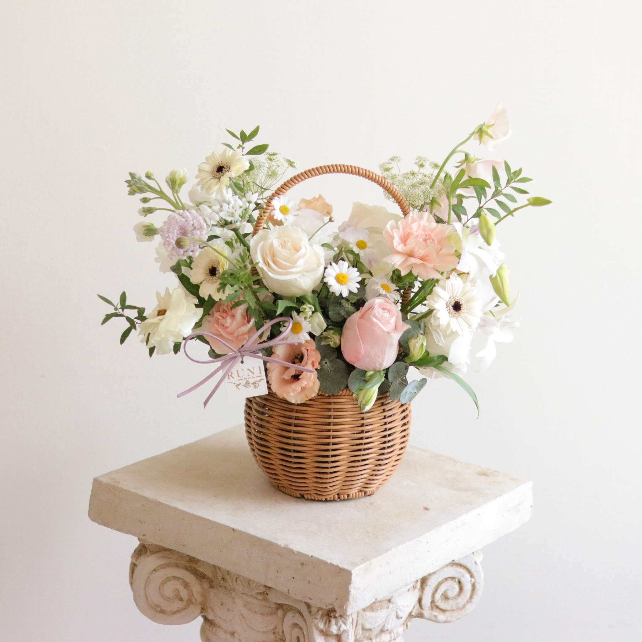 RUNI Flowers -暖粉色系花籃