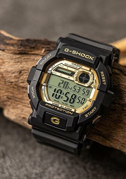 萬年鐘錶 - G-SHOCK  黑金時尚百搭數位運動電子錶  GD-350GB-1 錶徑 : 50.8mm