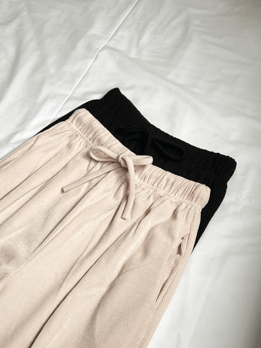 〈28/8～1/9 連線DAY 3〉初秋針織休閒褲