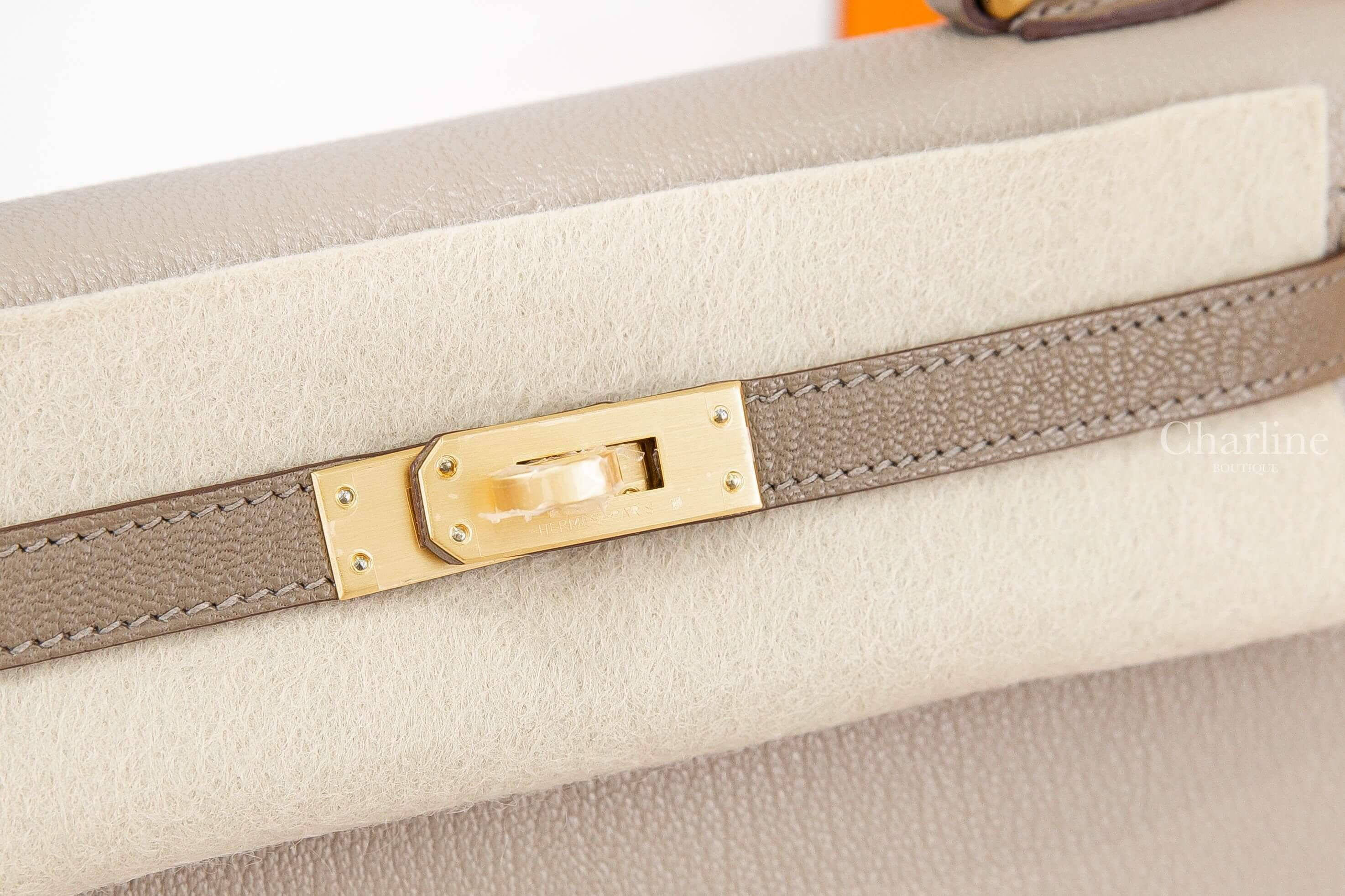 Hermès Kelly 25cm 81 Gris Tourterelle / 18 Etoupe / M8 Gris Asphalte Chevre Mysore 斑鳩灰/大象灰/瀝青灰拉絲金釦凱莉包