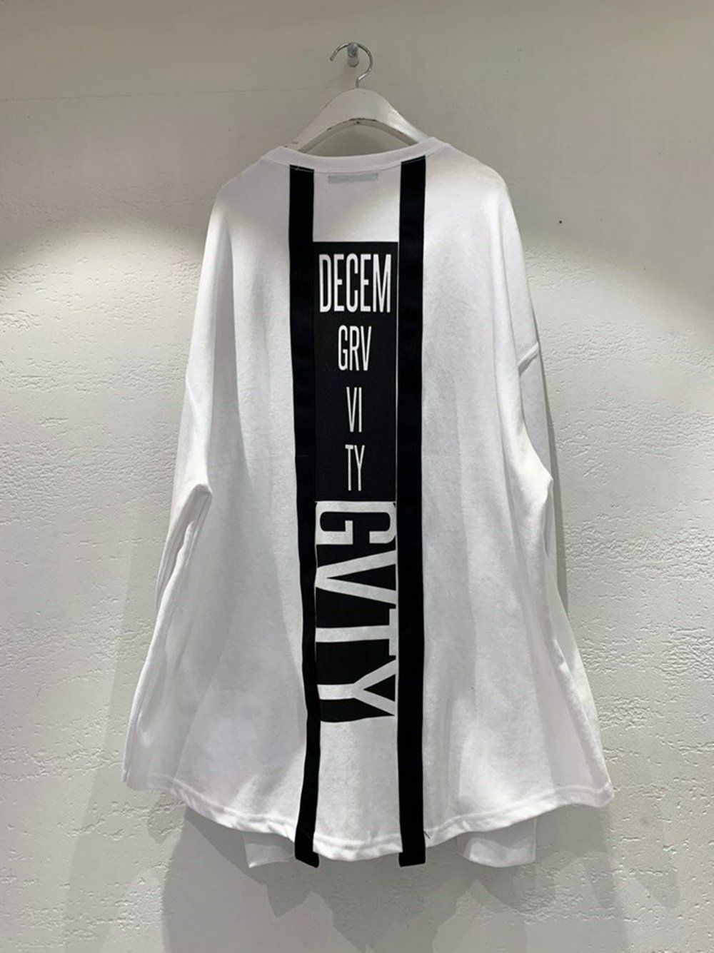 OverSize英文字圖案長袖衫 10.GVTY-0020T