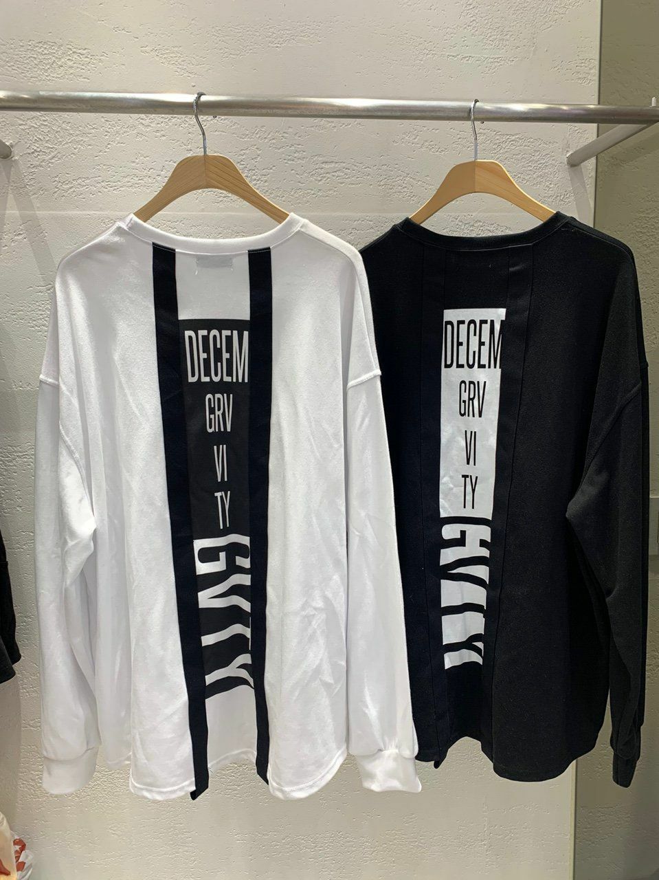 OverSize英文字圖案長袖衫 10.GVTY-0020T