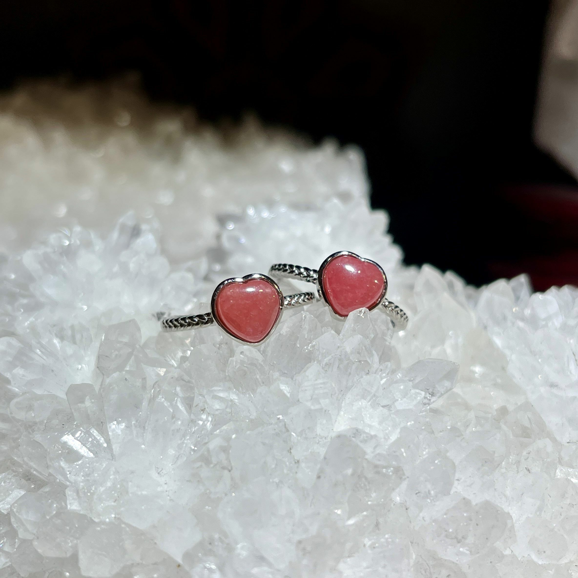 紅紋石心心純銀戒指