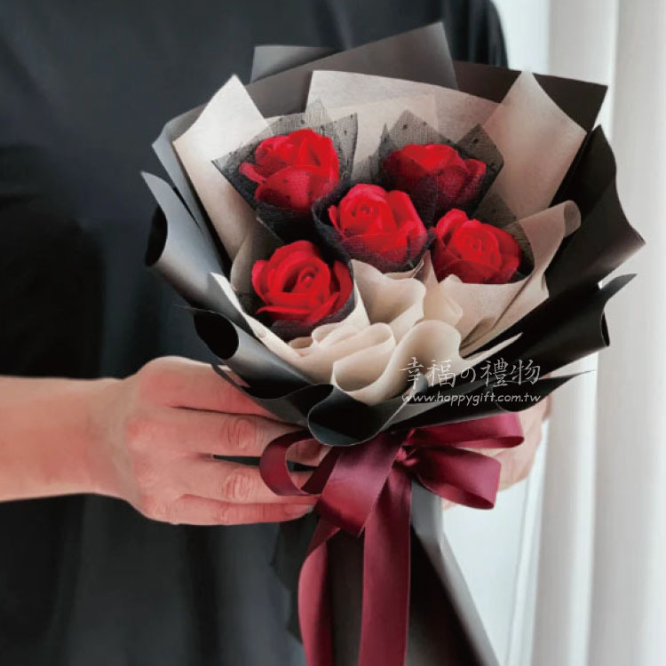 五朵玫瑰香皂花網紗版,桃園花店,幸福禮物婚禮小物,Five Roses Soap Flower Mesh Version,Taoyuan Florist