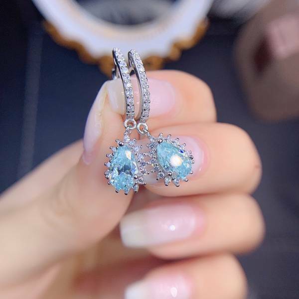 925銀耳墜 經典款高級綠莫桑鑽