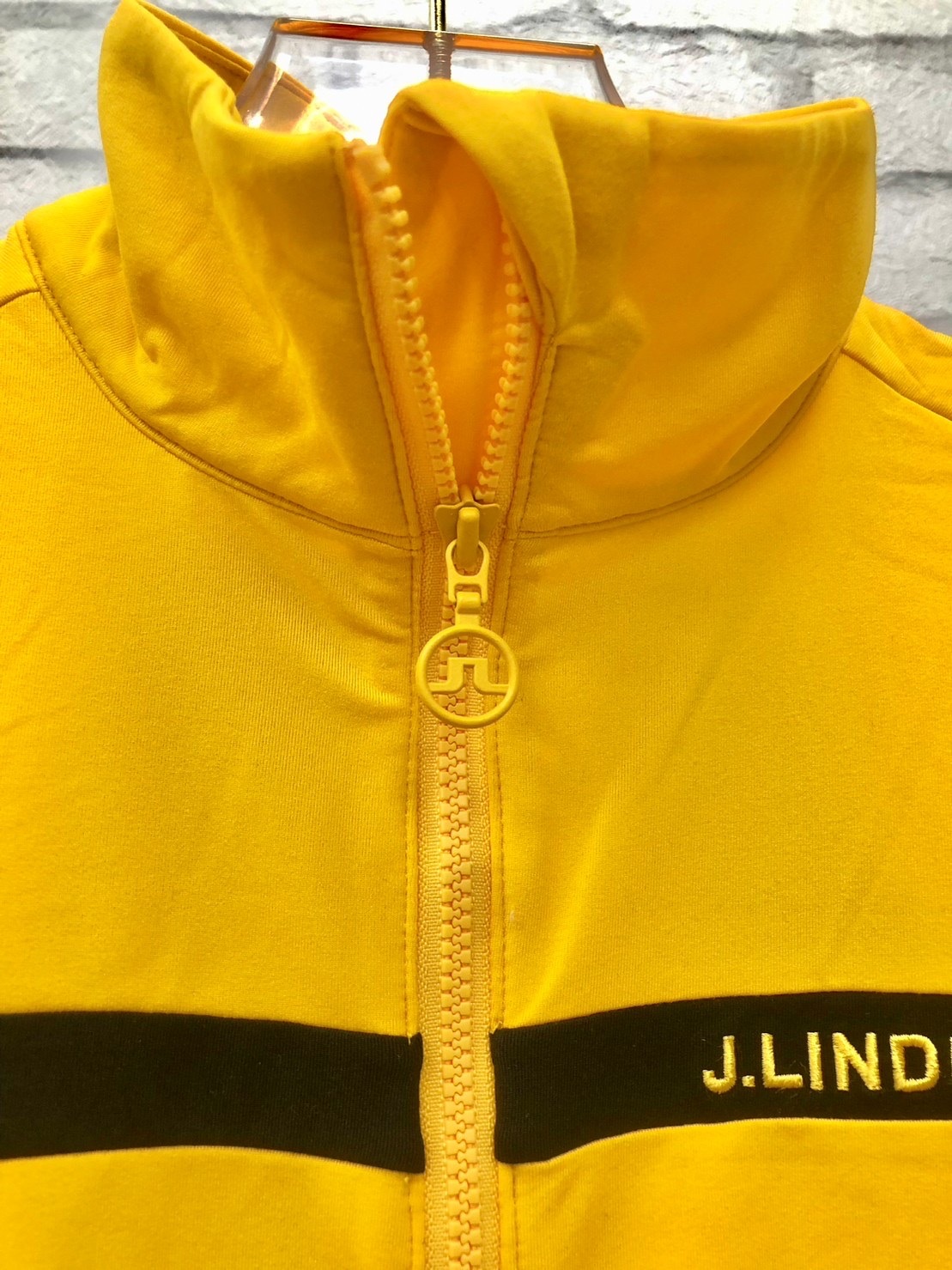 女【現貨】7折起/22新款/JLINDEBERG SEASONAL JANICE MID LAYER DAYLILY/春夏秋季 Tour JL大橋Logo拉鍊外套#30302JL