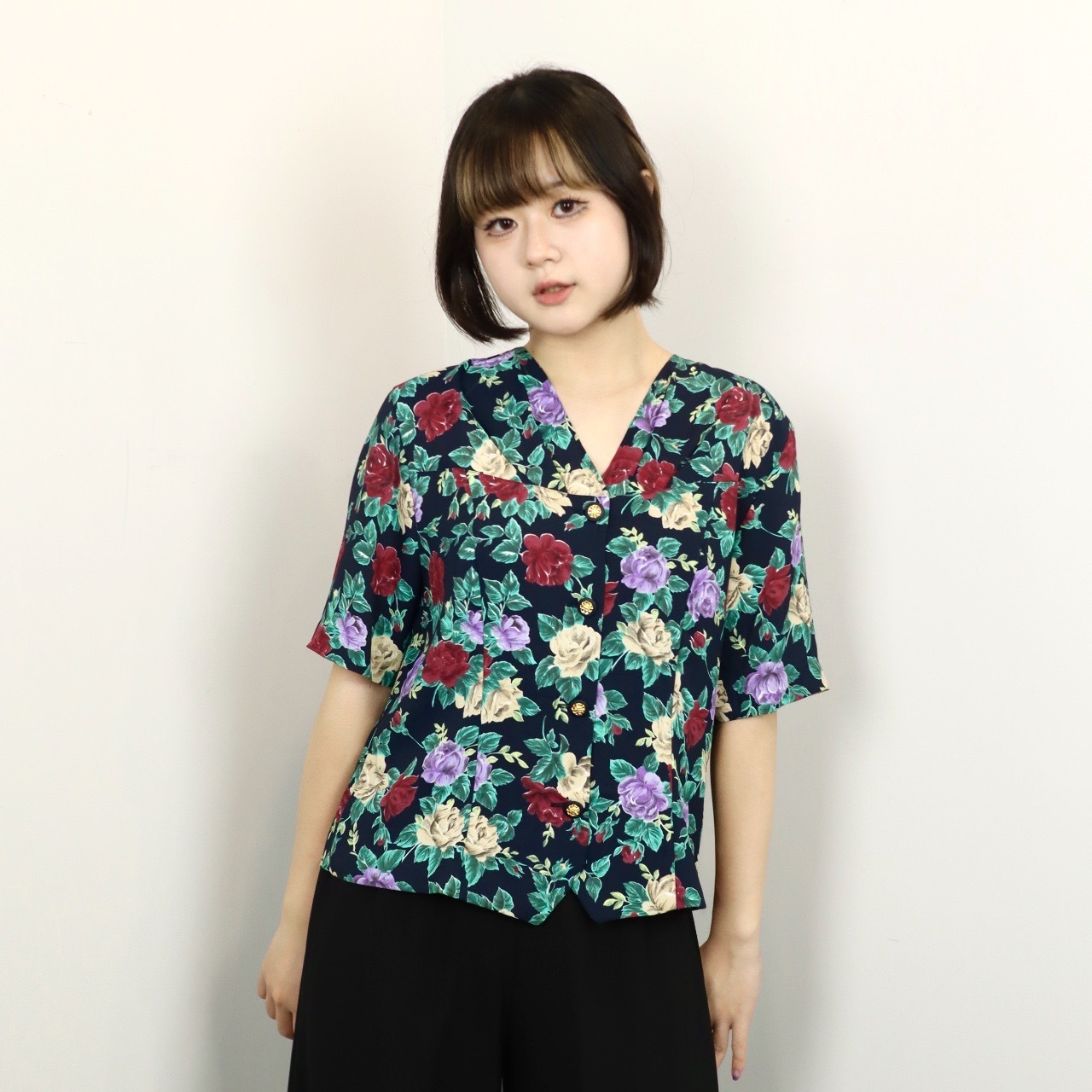 盛放玫瑰中袖上衣