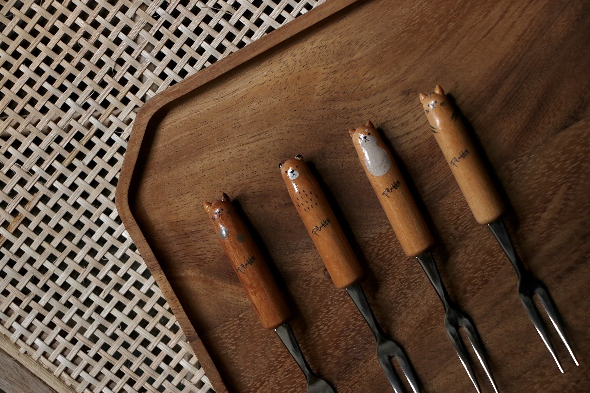 Fluffy 動物系木柄水果叉12cm