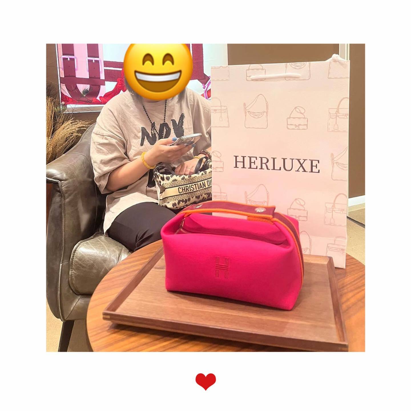 爽快靚靚來pick up飯盒包 🎉 靚靚信任HERLUXE口碑🏆 一直有關注我哋ig新資訊🫰 多謝你嘅支持🫶