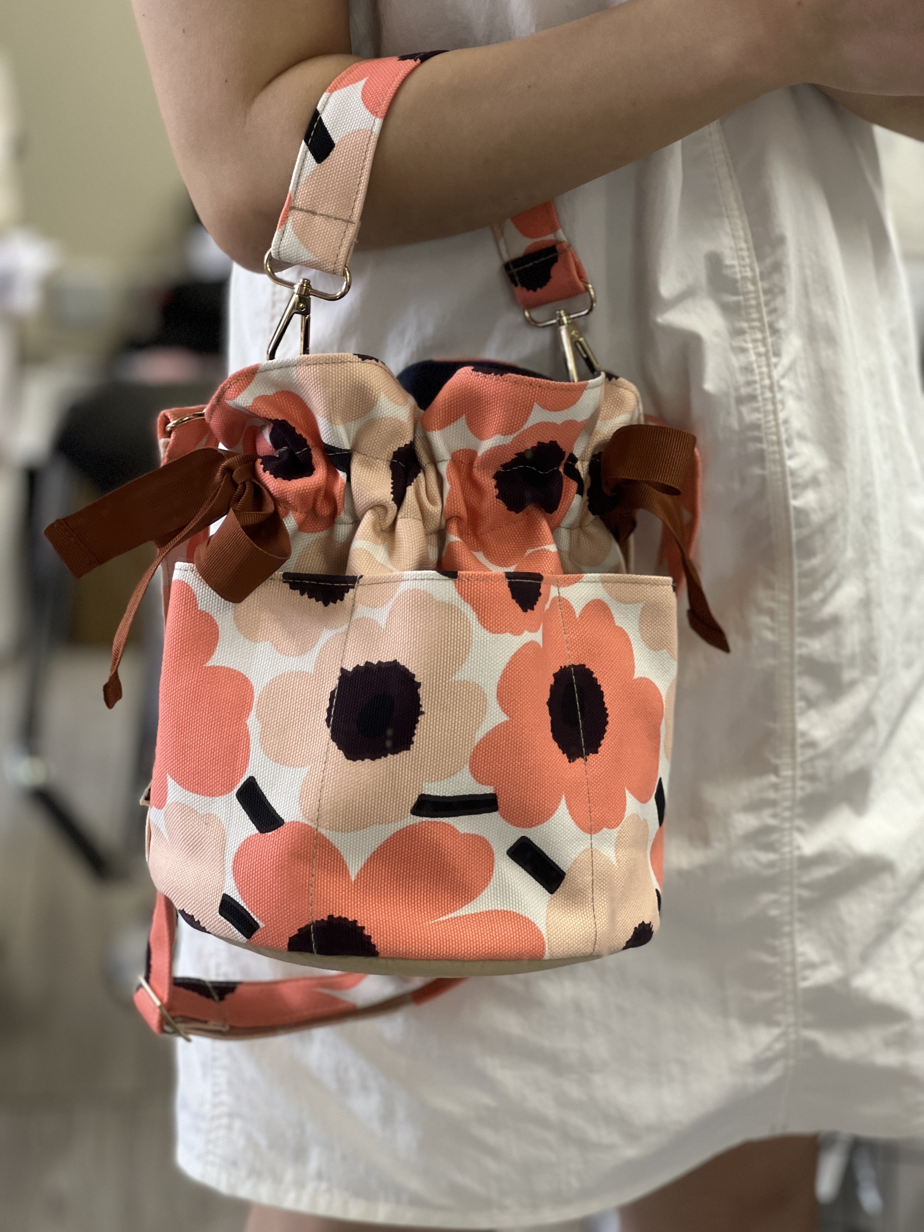 Bucket bag | marimekko canvas fabric | 粉肉色Unikko