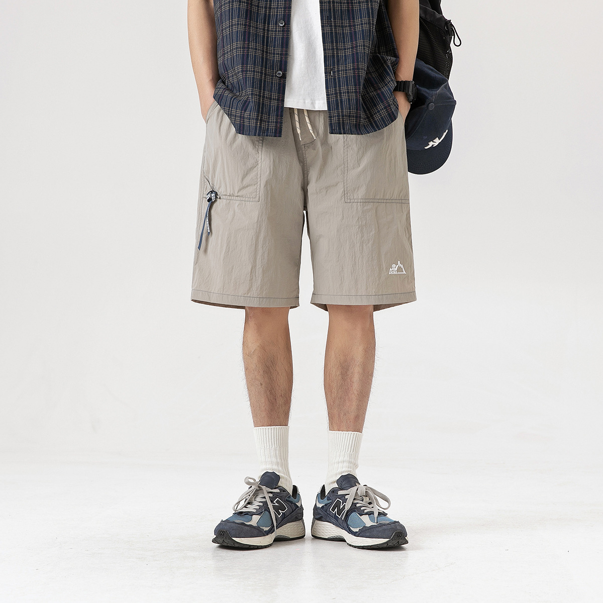 9M24 山系輕薄感明線口袋短褲 三色