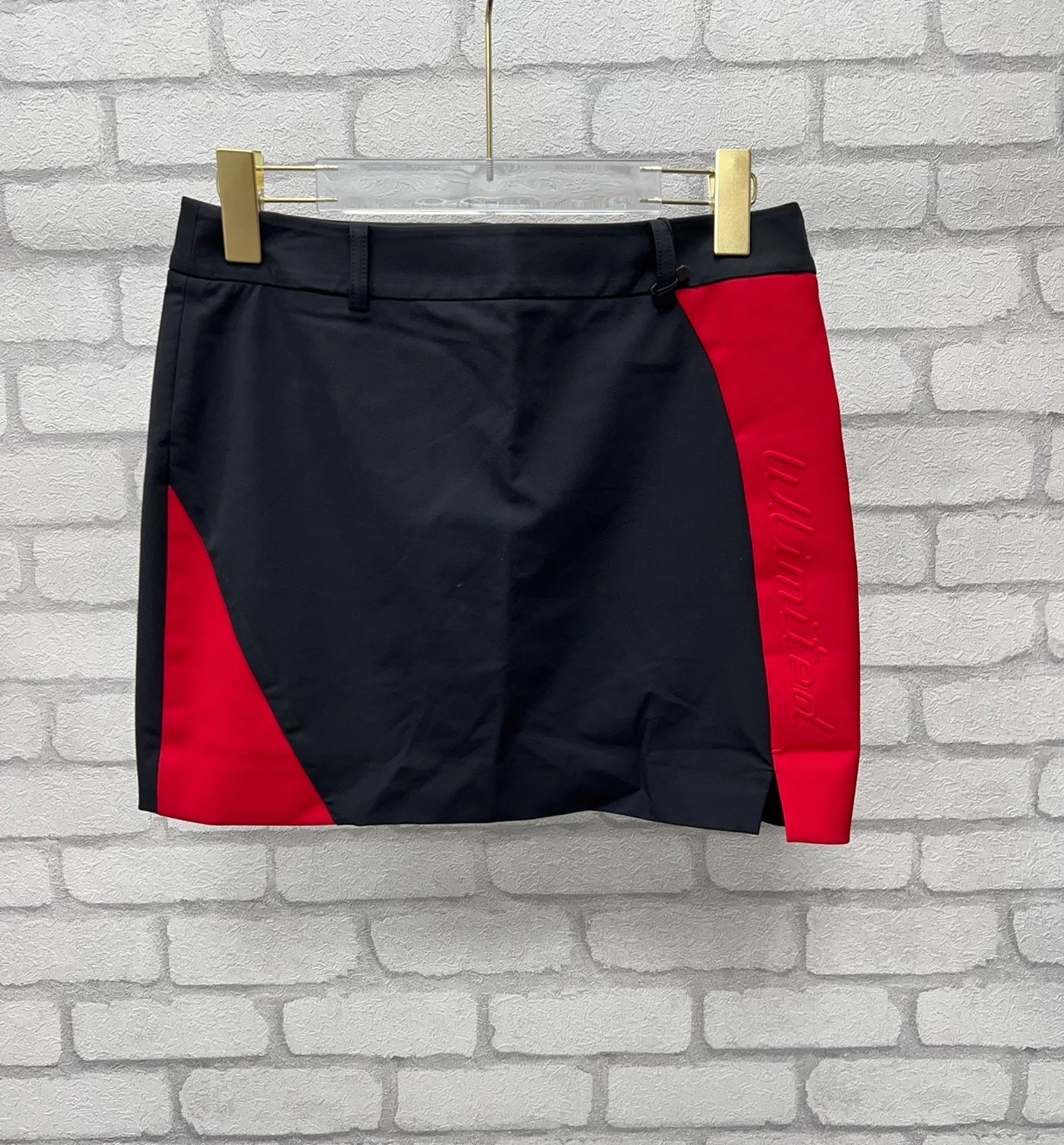 女【現貨】5折起/韓版女神高爾夫球衣/正韓 WANGLE品牌經典款 上班淑女套裝 氣質套裝 雙色相間窄裙褲 #ＭＷ112418