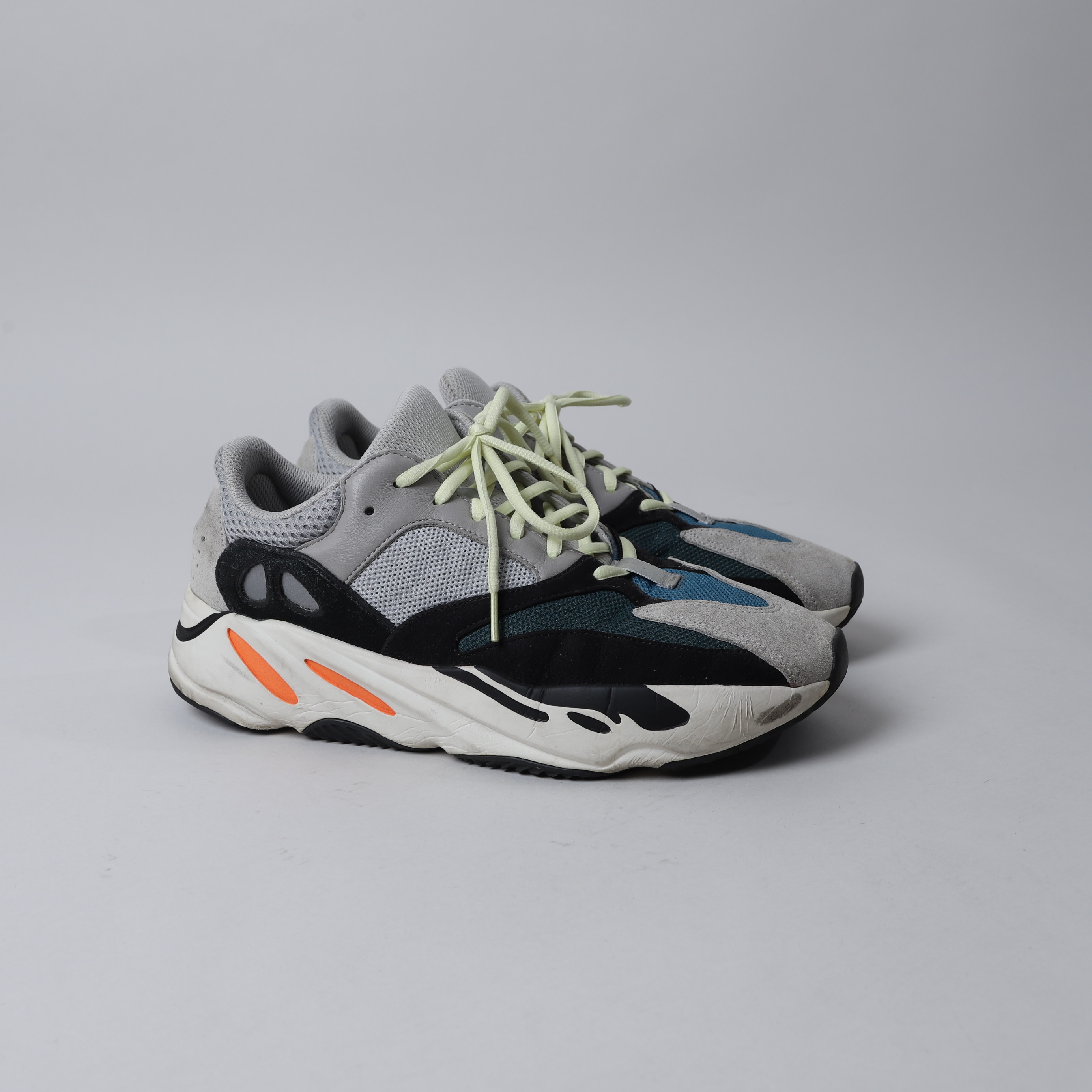 二手US11/29CM】ADIDAS YEEZY BOOST 700 OG 初代配色老爹鞋【B75571