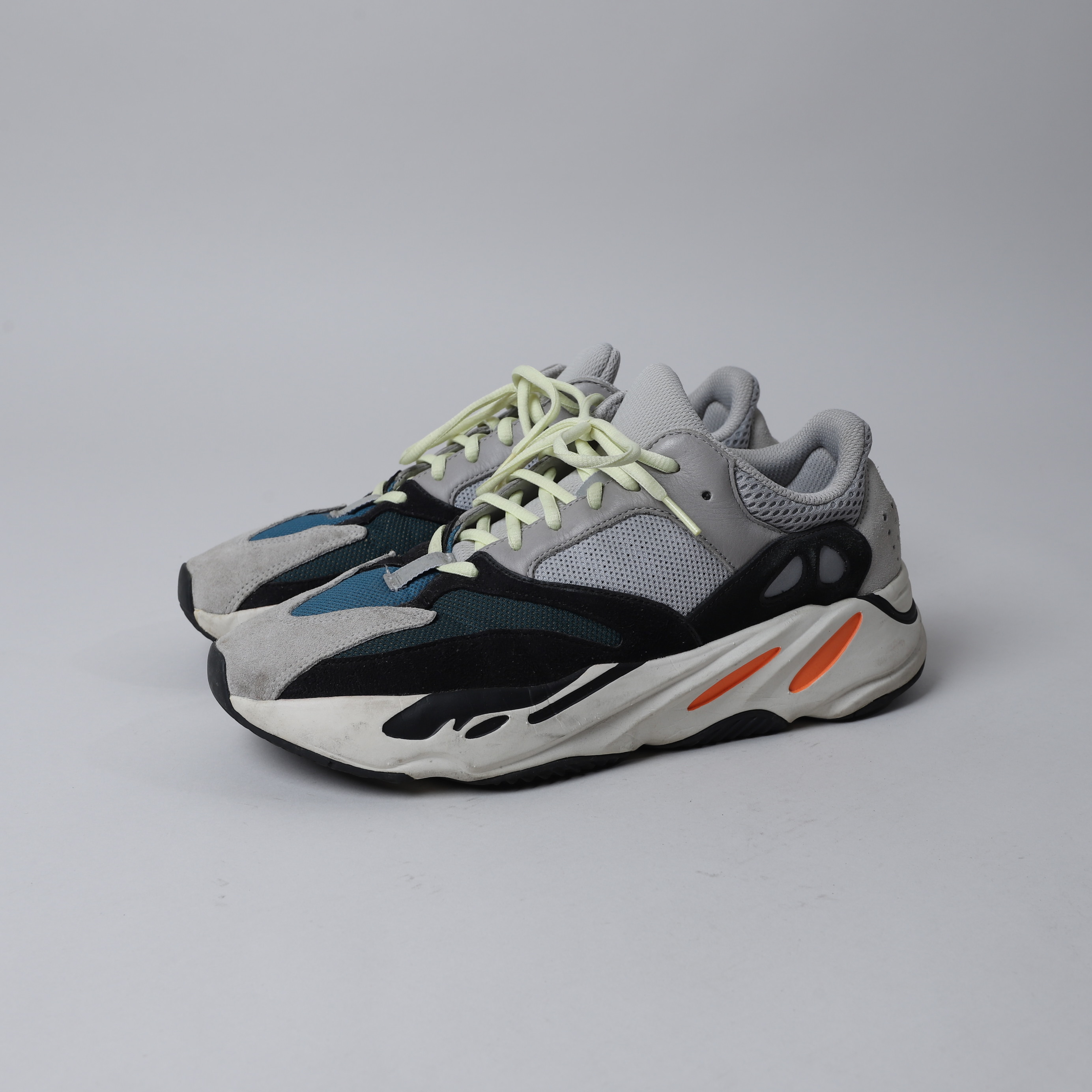 【二手 US11/29CM】ADIDAS YEEZY BOOST 700 OG 初代配色 老爹鞋【B75571】
