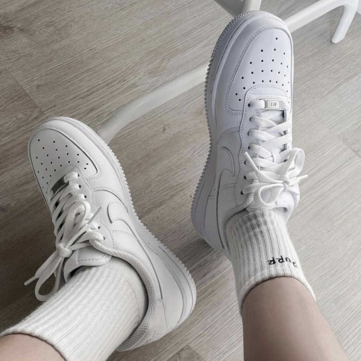 <快速出貨>Nike Air Force 1 全白 空軍一號 經典 鐵牌 百搭AF1