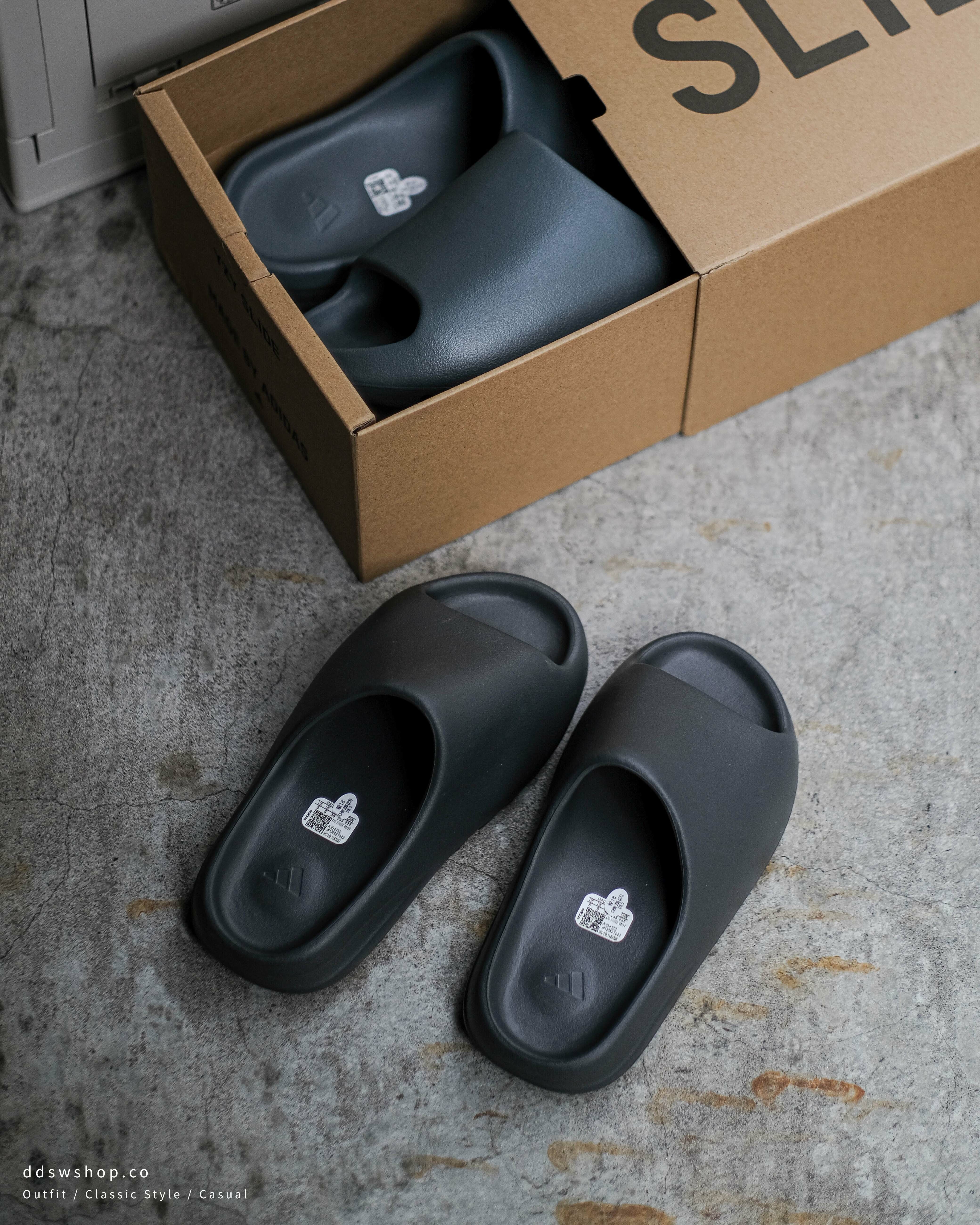 Adidas Yeezy Slide 拖鞋炭灰色Granite ID4132 暗青色Slate Mari