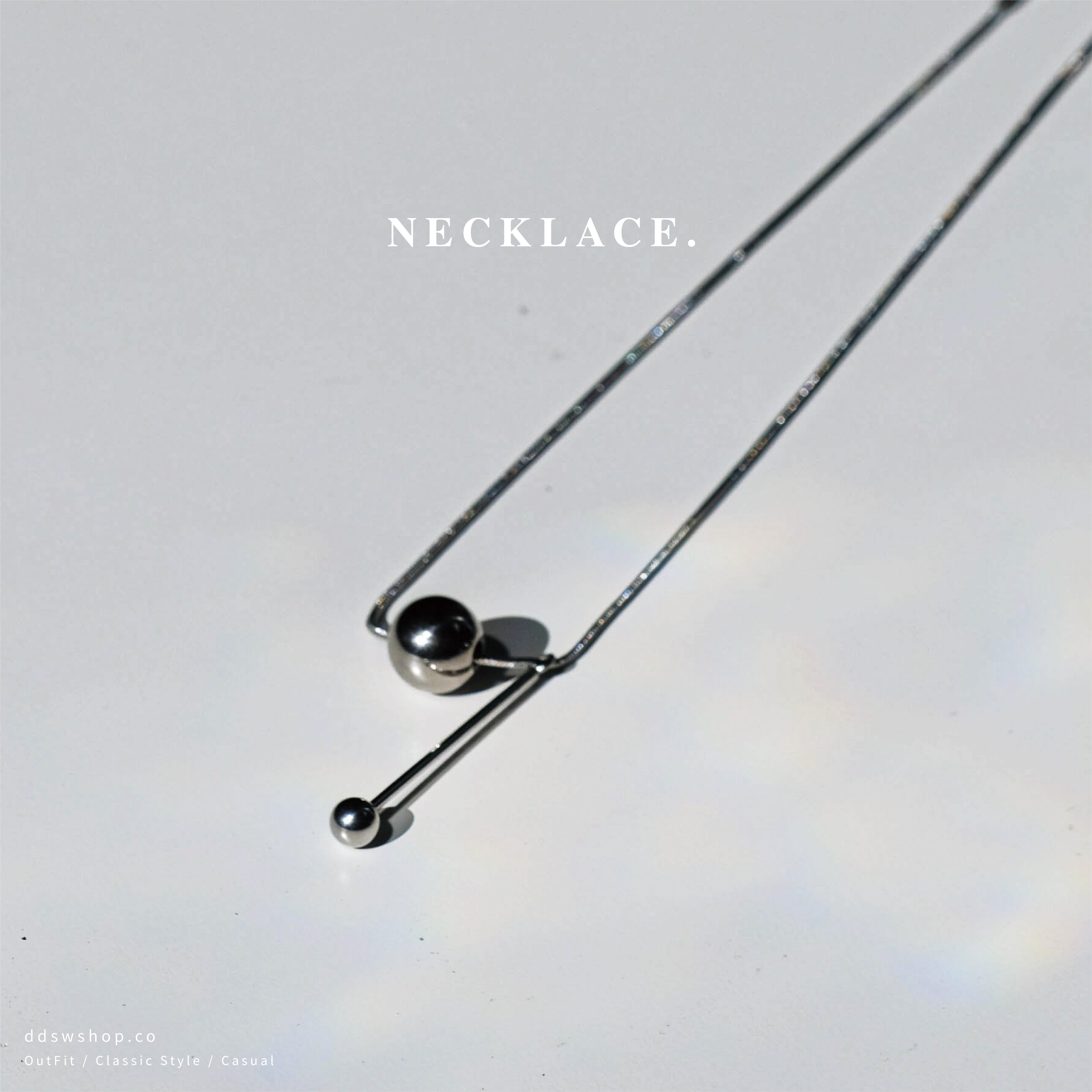 D.ecorate 垂墜雙球項鍊