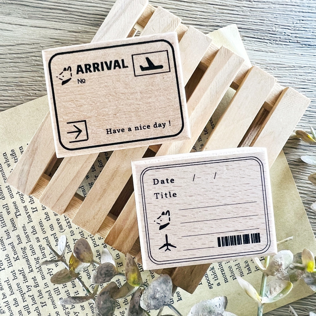 你好工作室．歡迎入境狐吉國 Welcome to Huchii Country 櫸木印章